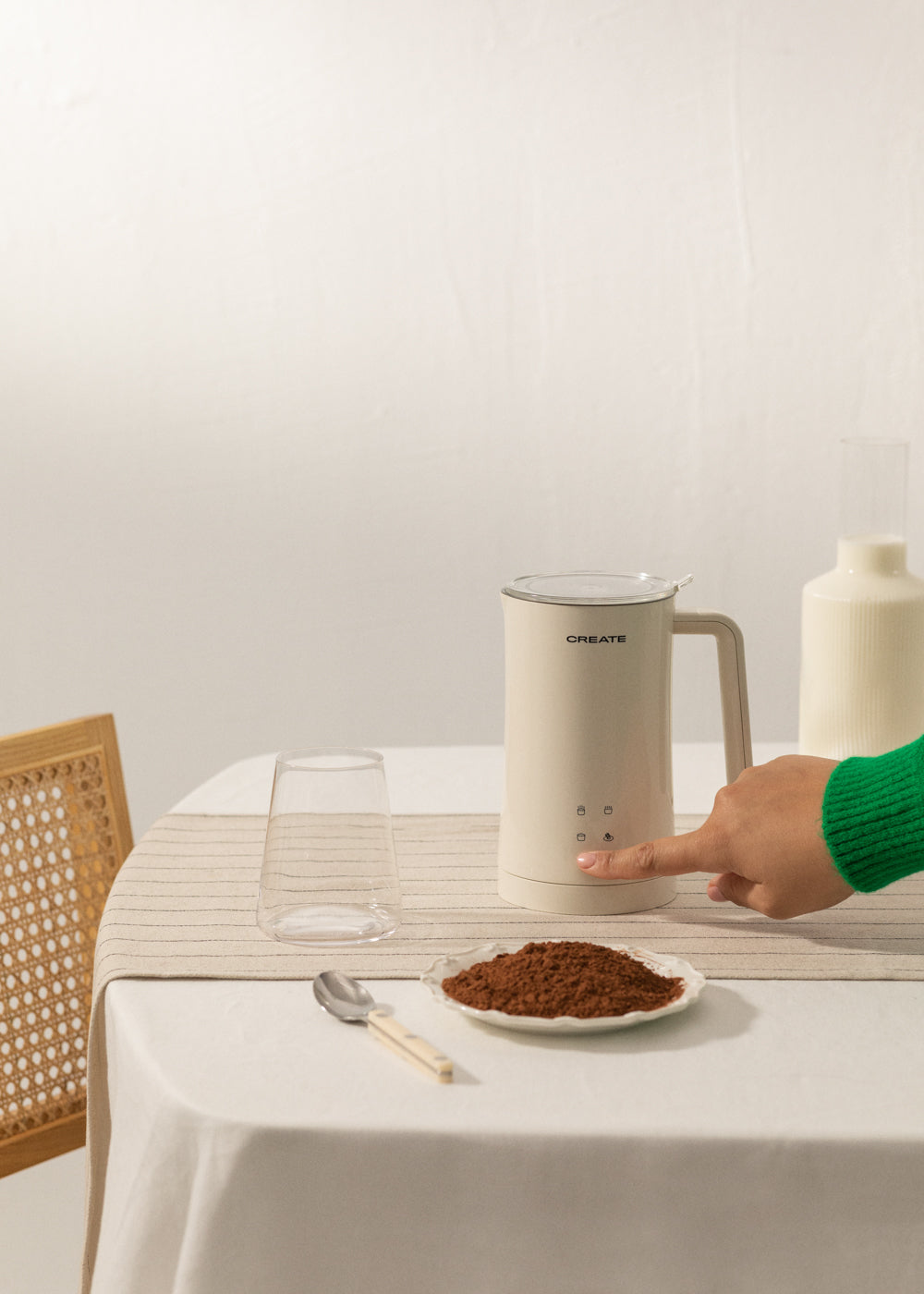 Milk Frother Studio - Milk Frother & Milk Heater - Off-White