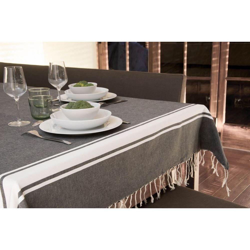 Nappe / Plaid XXL St Tropez - Noir / Blanc - Febronie - The Bradery