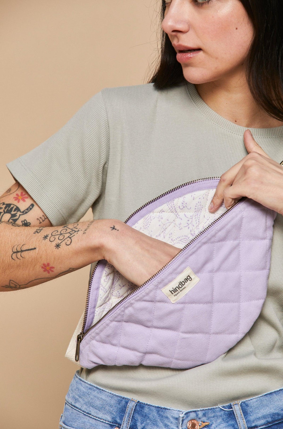 Quiltad midjeväska Olivia lila Hindbag2