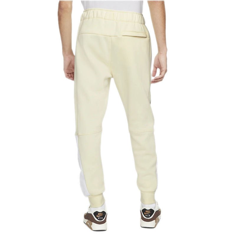Pantalones de chándal Nike Nsw Air con parte trasera cepillada - Beige - Hombre - Nike2 - The Bradery