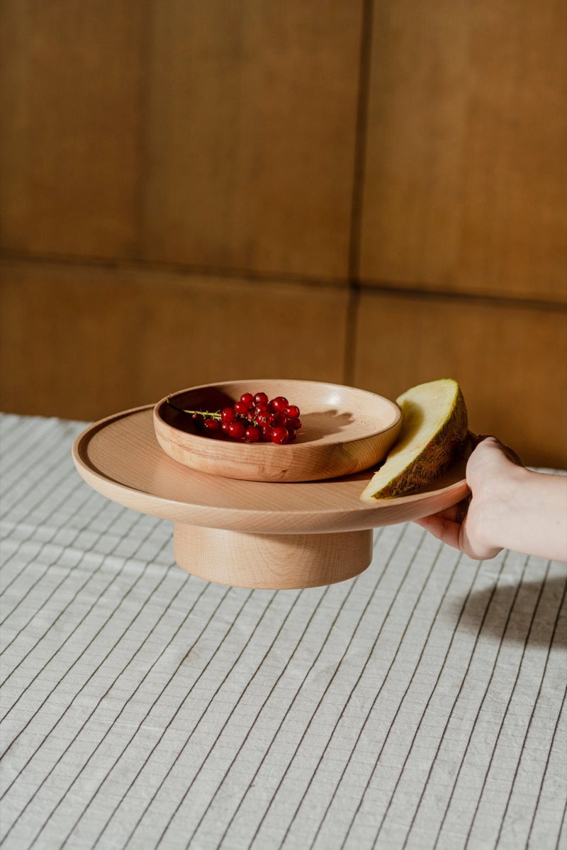 Dish and serving bowls from Oul - Table service: Dish, large bowl, low bowl - Noo.ma Design - The Bradery