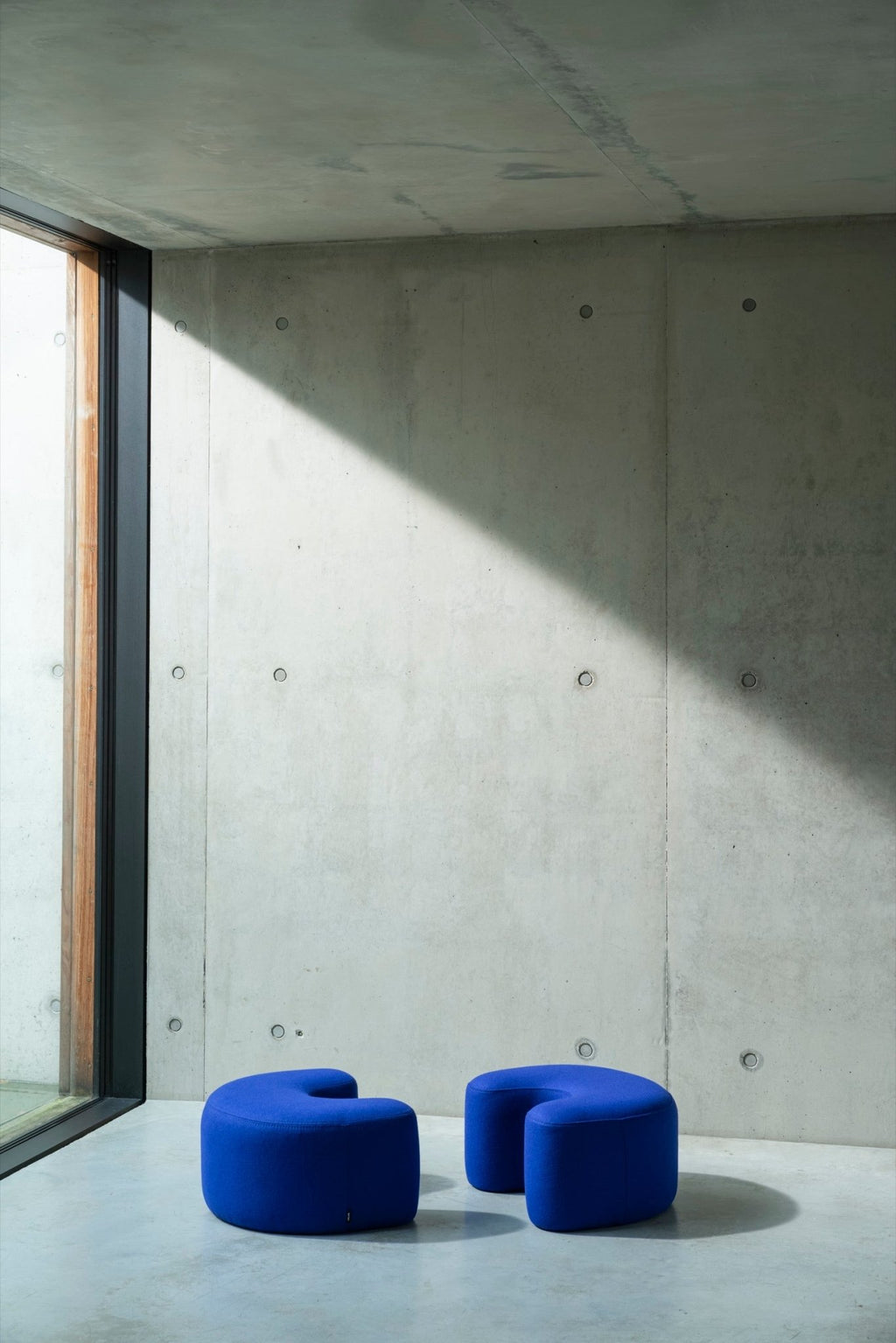 Pouf Ü - Laine - Myrtilles - Noo.ma Design - The Bradery