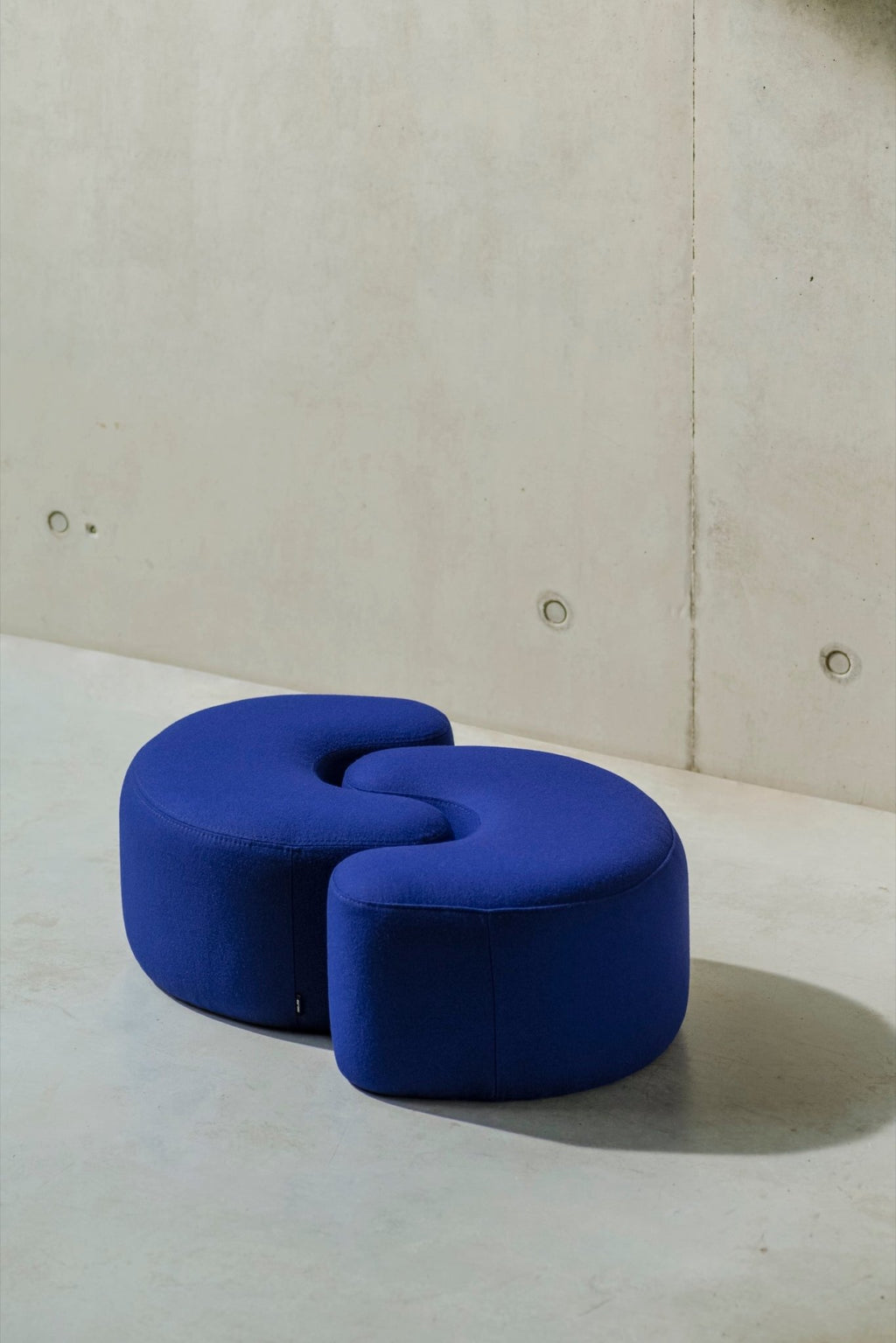 Pouf Ü - Laine - Myrtilles - Noo.ma Design - The Bradery