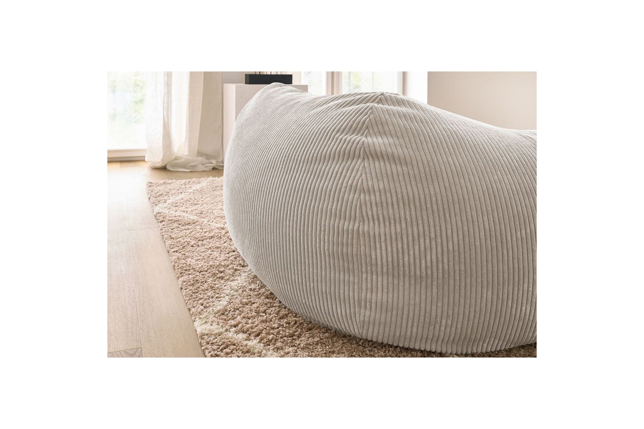 Ultra-soft VOLTAIRE corduroy pouffe - BOBOCHIC - The Bradery