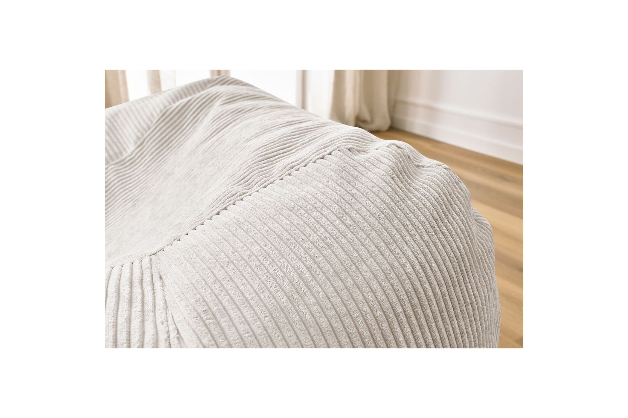 Ultra-soft VOLTAIRE corduroy pouffe - BOBOCHIC - The Bradery