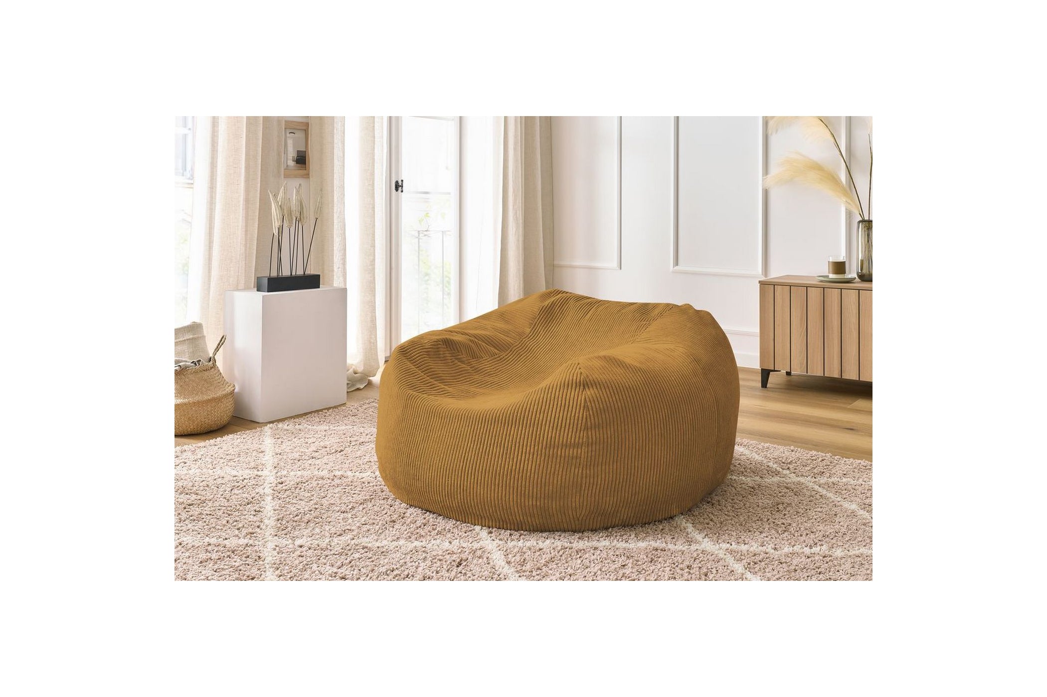 Ultra-soft VOLTAIRE corduroy pouffe - BOBOCHIC - The Bradery