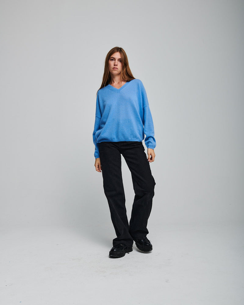Alicia V-Neck Sweater - Topaz - Woman - Absolut Cashmere - The Bradery