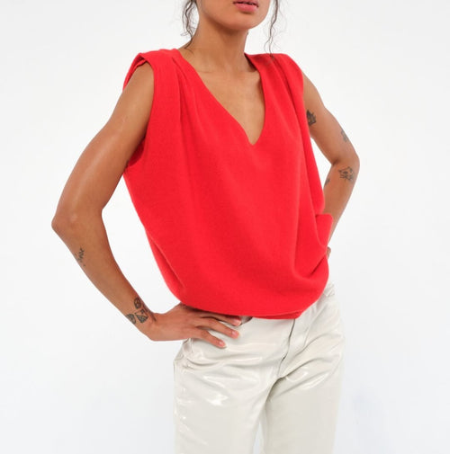 Beatrice Sleeveless Sweater - Strawberry - Absolut Cashmere - The Bradery