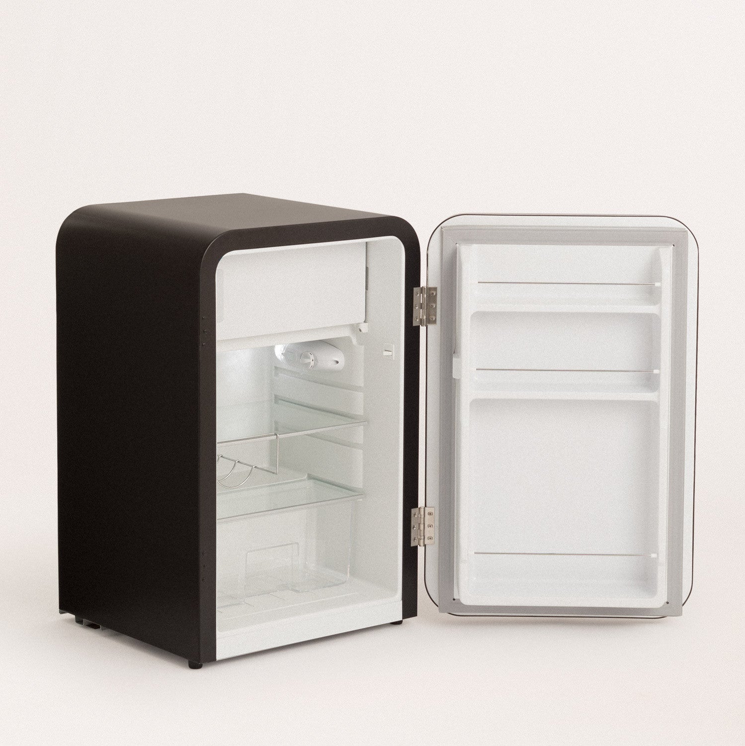 Retro Fridge 107L - Refrigerator - Black