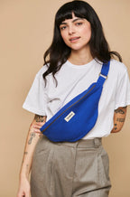 Bauchtasche L Sasha Elektrischtürkis Hindbag2