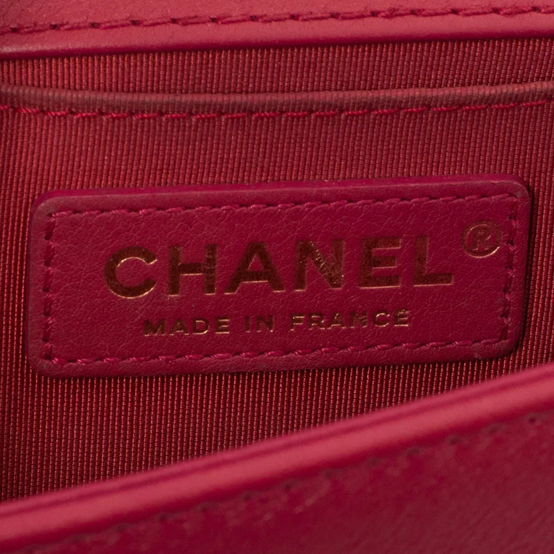 sac de seconde main boy chanel en cuir rose label