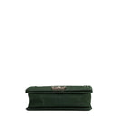 sac de seconde main boy chanel en cuir vert bas