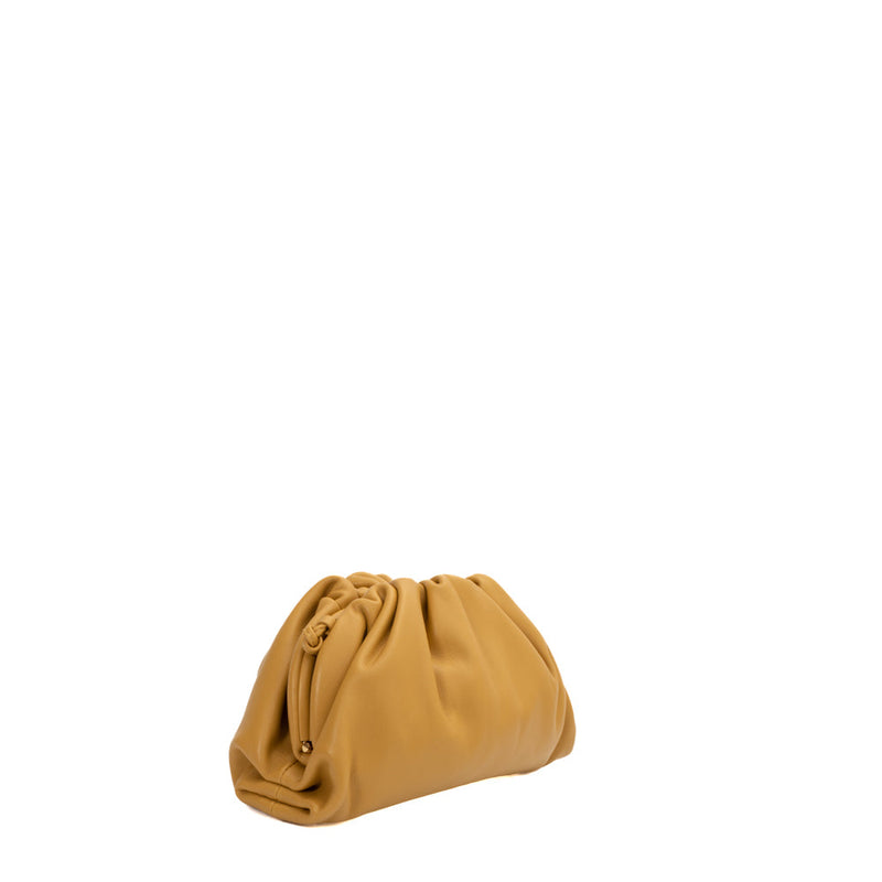 sac de seconde main pouch bottega veneta  en cuir jaune  côté