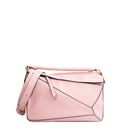 sac de seconde main puzzle loewe en cuir rose face