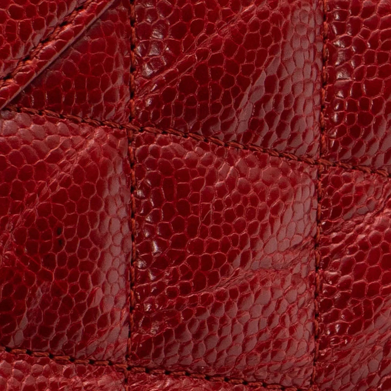 sac de seconde main shopping bag   chanel en cuir rouge  défaut 2