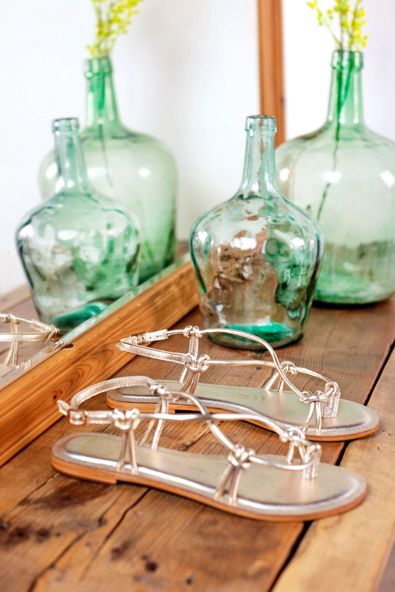 Sandales Entre-Doigts Kikue - Or Sandales Entre-Doigts Les Bagatelles