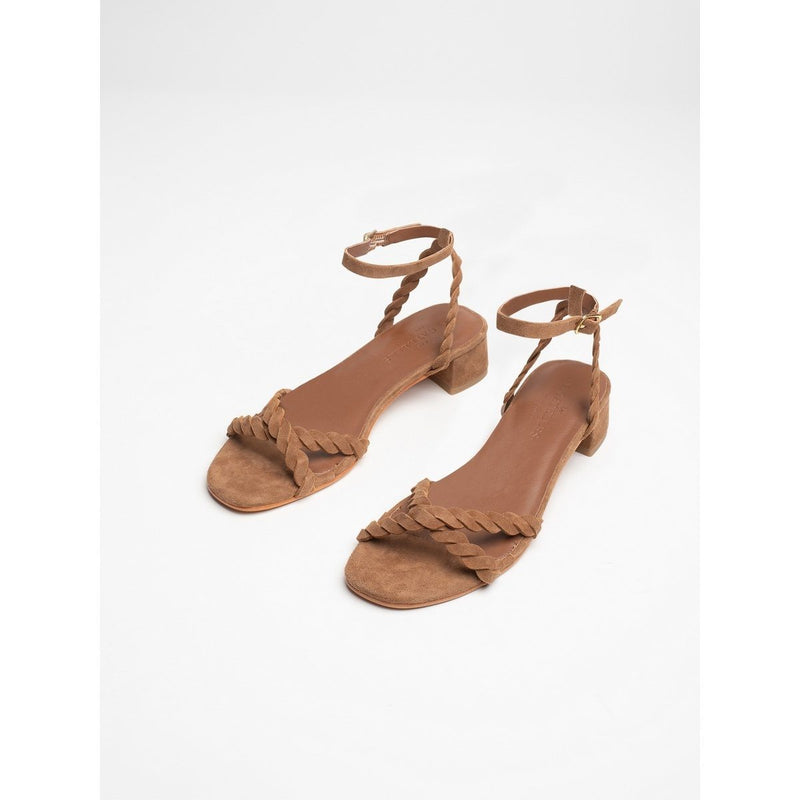 Sandalias Hachi Essential - Sandalias Tan Essential Les Bagatelles