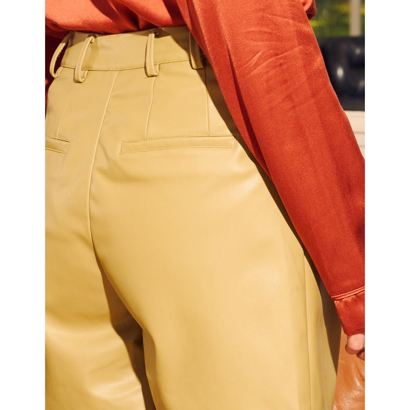 Short Sakhorock - Military Olive - Reiko - The Bradery