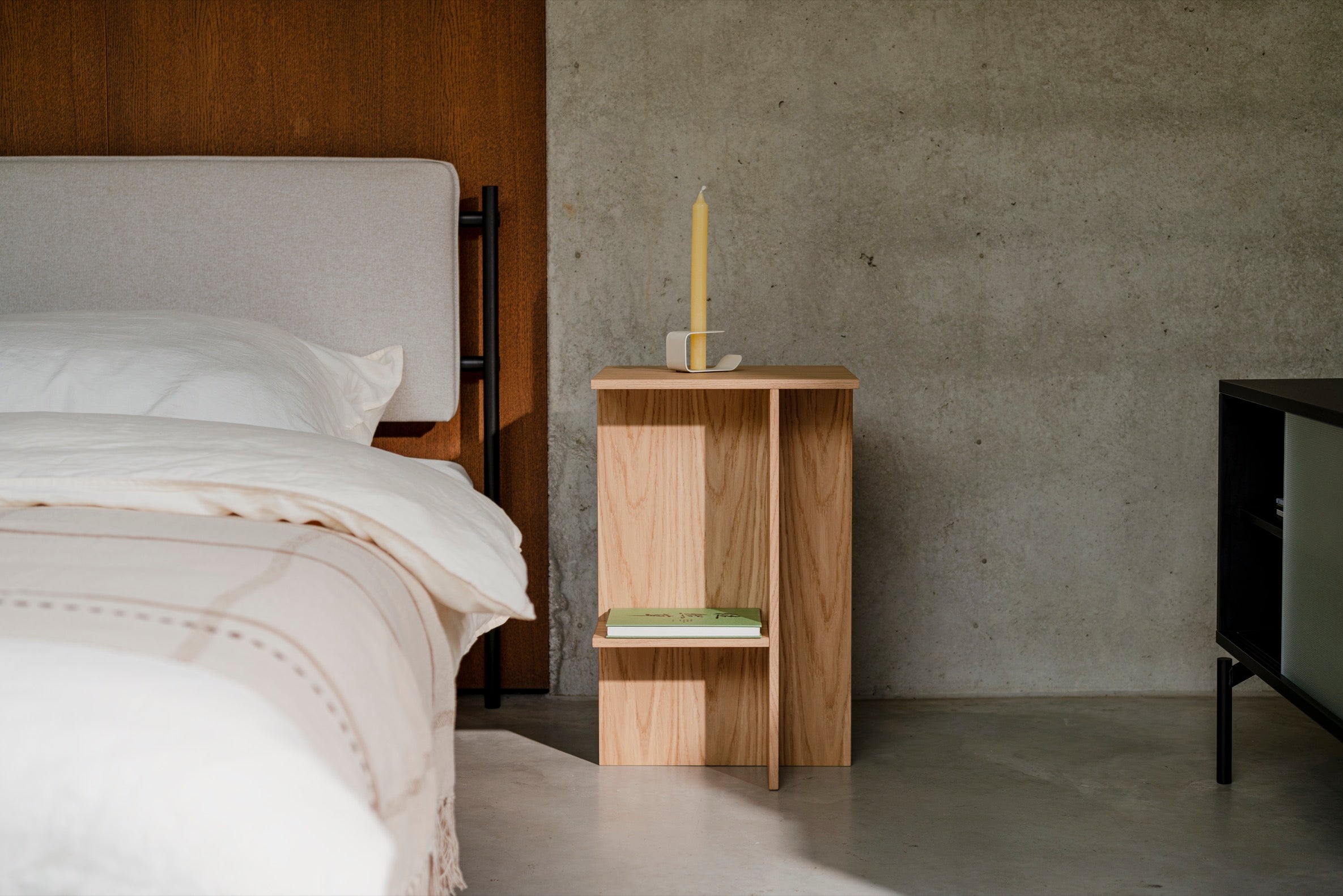 Atik bedside table - Natural Oak Noo.ma design furniture