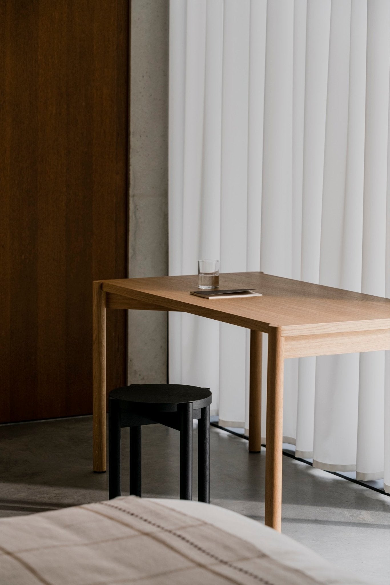 Tabouret Hopp - Chêne Noir - Noo.ma Design - The Bradery