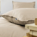 Funda de almohada de franela Candice Sand - El efecto mariposa - The Bradery
