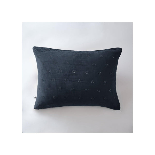 Funda de almohada Gaïa Boho Midnight de gasa de algodón - El efecto mariposa - The Bradery