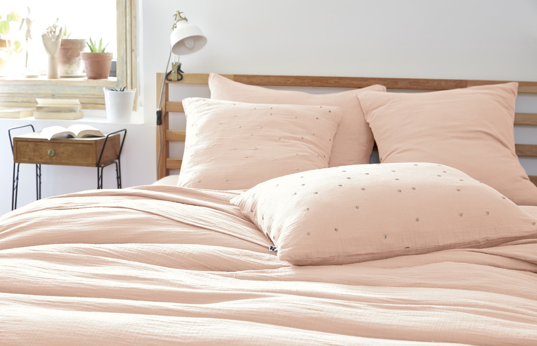 Funda de almohada Gaïa Chic Marshmallow de gasa de algodón - El efecto mariposa - The Bradery