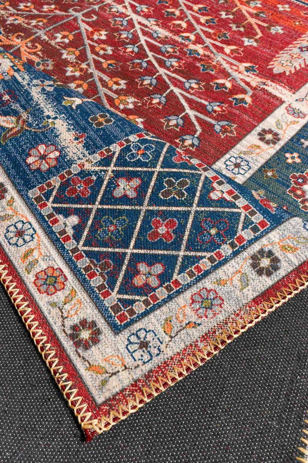 Tapis Radom 038 - Rouge - Nazar - The Bradery