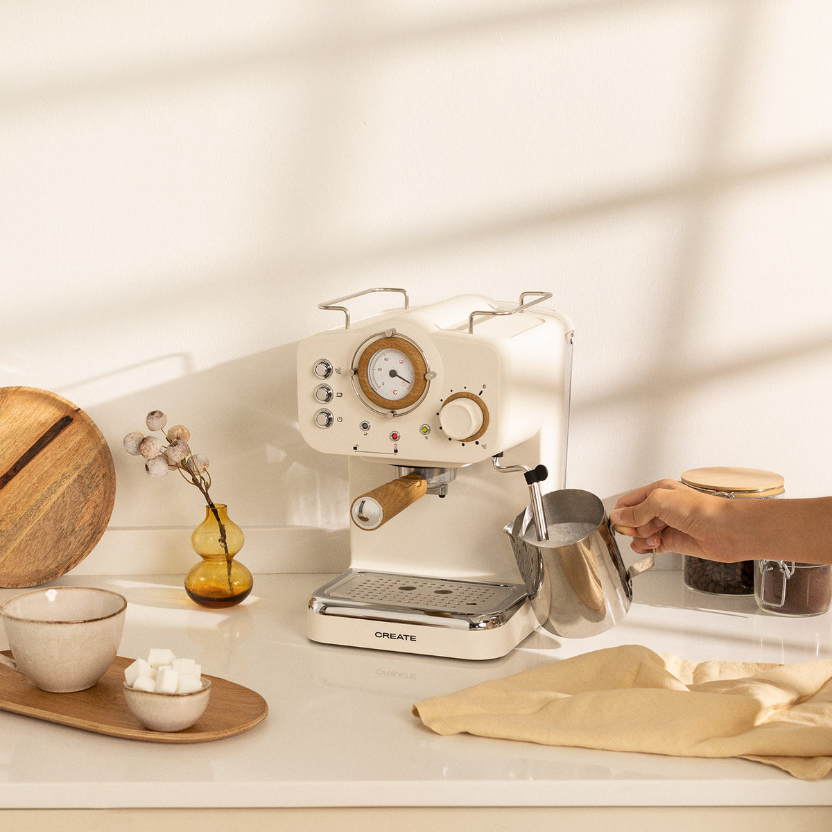 Thera Retro Matt - Espresso Machine with Matte Finish - Off-White