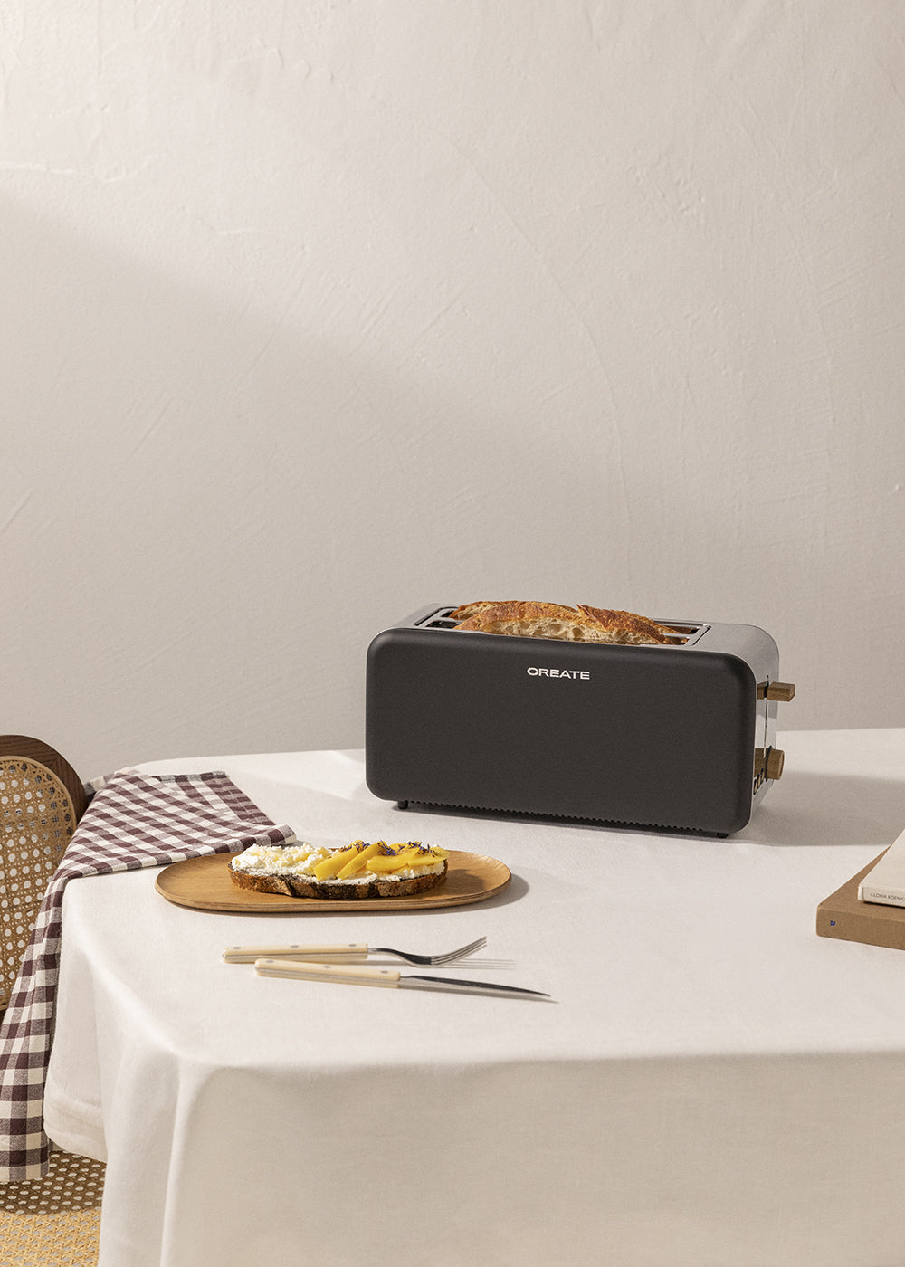 Retro Toast - Large Wide-Slot Toaster - Black