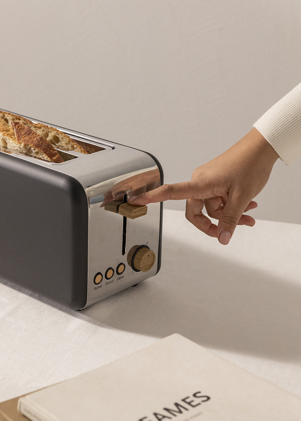 Retro Toast - Large Wide-Slot Toaster - Black