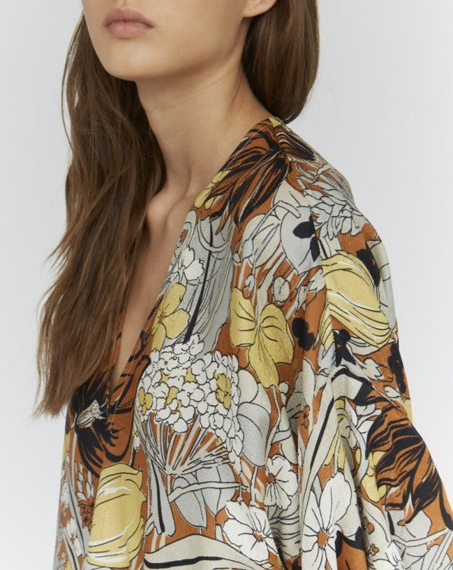 Single Botanical Top - Caramel