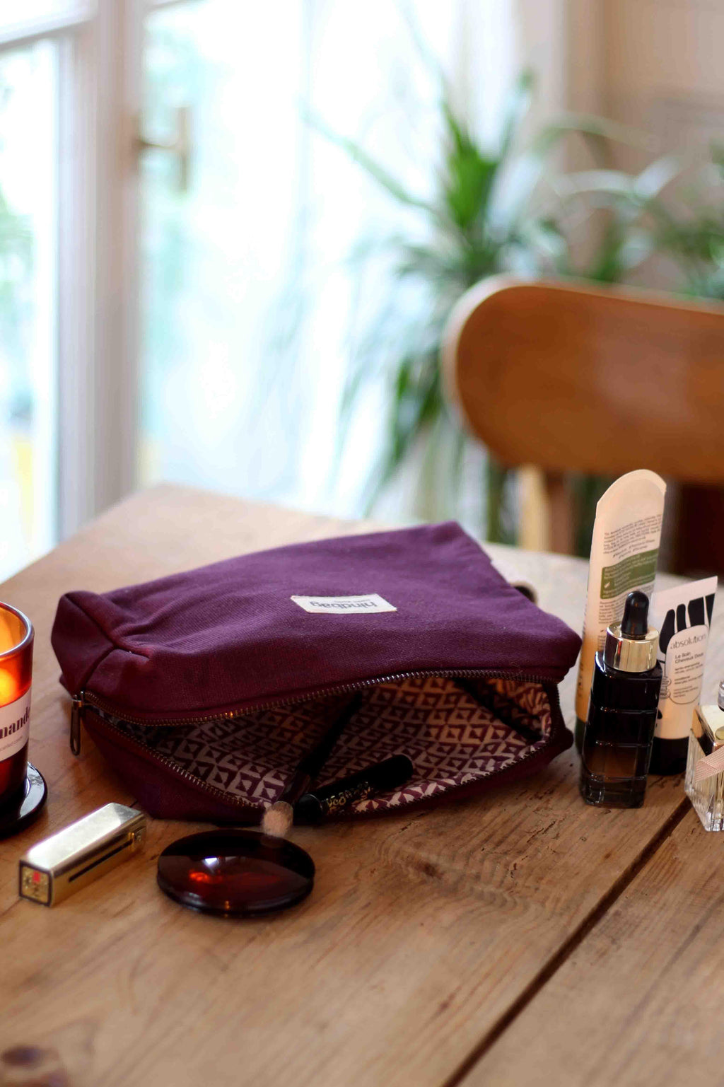 Necessär Léon plommonlila Hindbag2