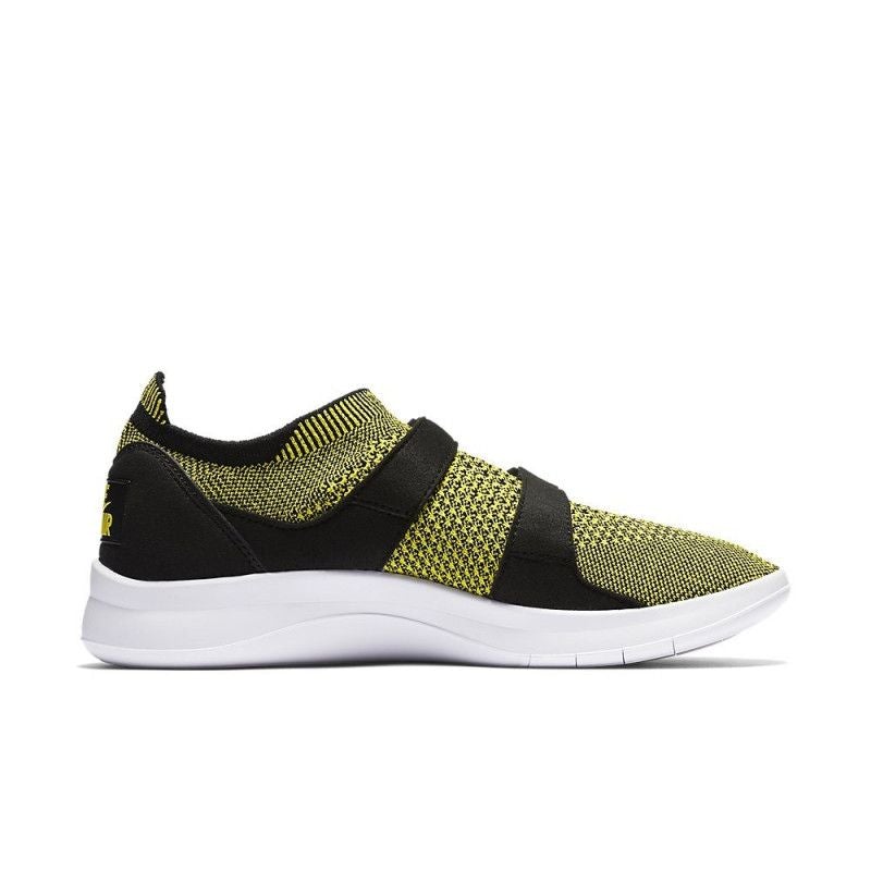W Sock Racer Ultra Flynit - Yellow - Women - Nike - The Bradery