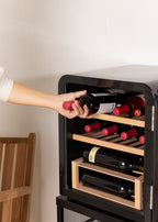 Winecooler Retro M - Electric Wine Cooler for 12 Bottles - Black