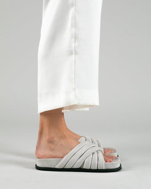 Yua Flat Sandals - Ecru